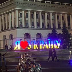 Элина Свитолина оторвалась в Киеве без мужа: показала подписчикам красоты столицы и Леси Никитюк фото - 