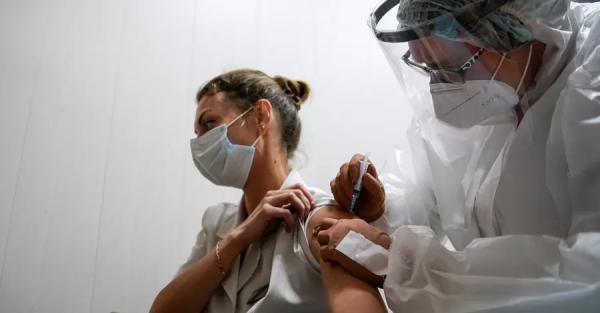В  Харькове на выходных среди тех, кто придет на вакцинацию, разыграют денежный приз  - Коронавирус