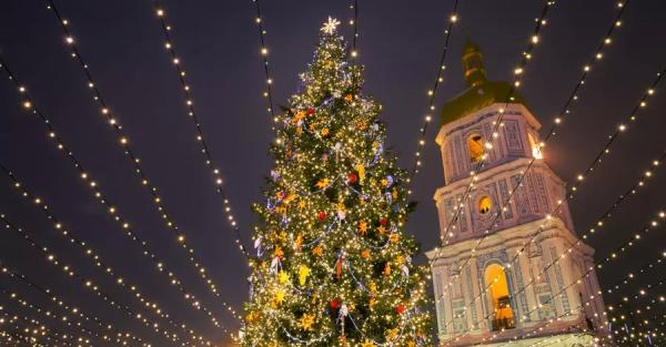 Главная елка Украины вошла в топ-15 самых красивых в Европе - 