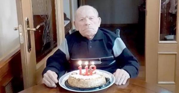 Самый пожилой мужчина в мире умер в Испании   - Life