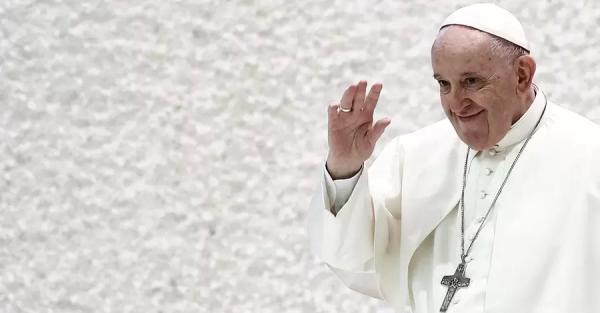 Папа Римский призвал мир молиться за "многострадальный" украинский народ - Life