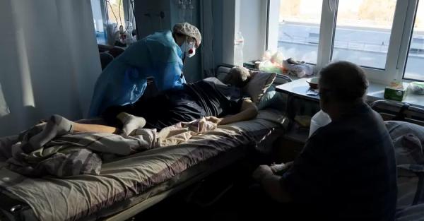 В очереди за «Омикроном»: почему в Украине пошел рост госпитализаций - Коронавирус