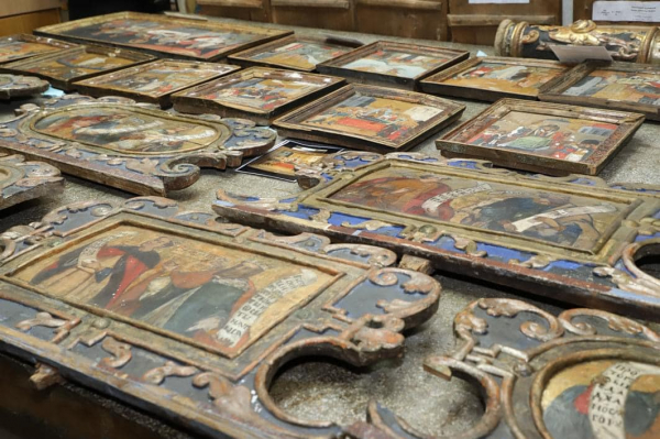 Киевские специалисты реставрируют иконостас из церкви, входящей в список Всемирного наследия ЮНЕСКО - Life