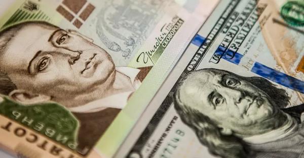 «Убеждайте работодателей повышать зарплаты из-за инфляции»: что думают экономисты об идее Милованова - Экономика