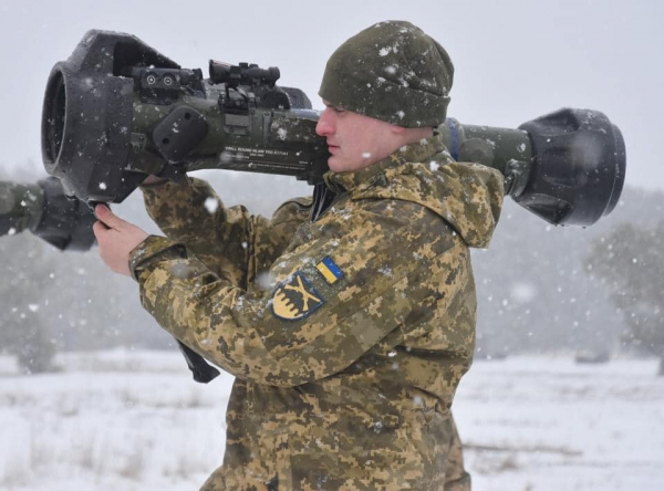 На Черниговщине проходят учения - украинские военные учатся стрелять из противотанковых комплексов NLAW - Life