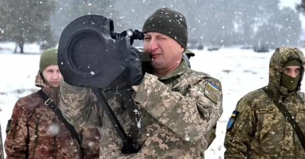 На Черниговщине проходят учения - украинские военные учатся стрелять из противотанковых комплексов NLAW - Life