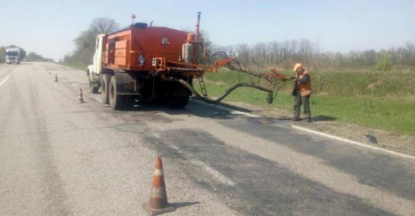 Харьковские дорожники расчистили более 100 км трасс, ежедневно работает по 25 бригад - Life