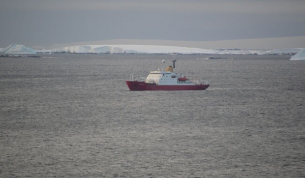 Украинский ледокол Ноосфера добрался до Антарктики - Life