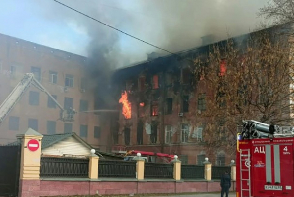 Через пожежу в російському НДІ, що брав участь у розробці “Іскандерів” загибло 17 людей