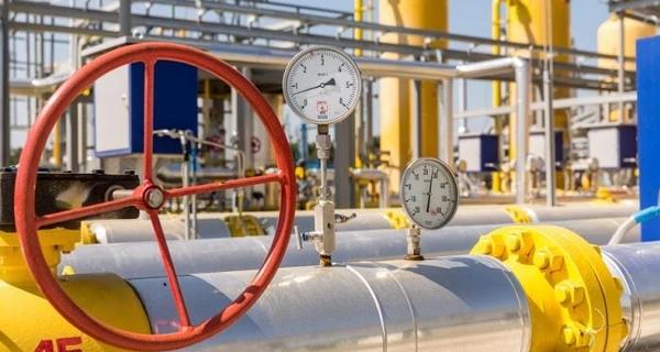 Газпром перекрыл газ Польше и Болгарии за отказ платить в рублях - Экономика