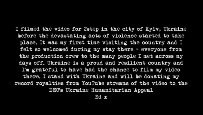 Эд Ширан презинтовал клип на песню 2STEP, снятую на улицах ночного Киева.