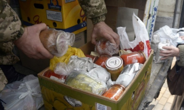 Київ накопичив 6 тис. тонн продовольчих товарів та розподілив, щоб уберегти від обстрілів