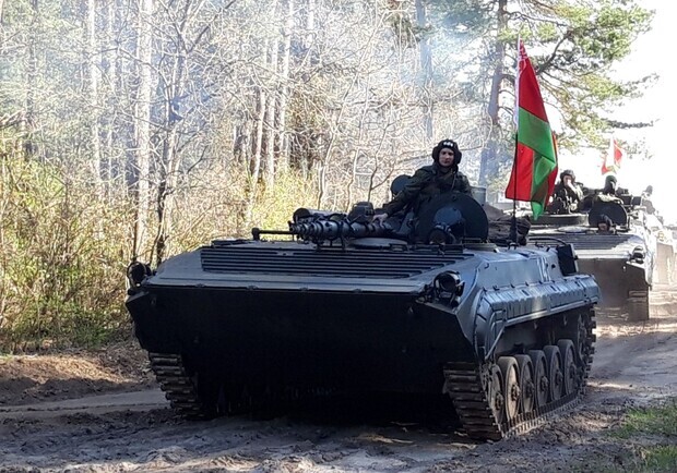 Беларусь направляет "силы спецопераций" к границе с Украиной - 