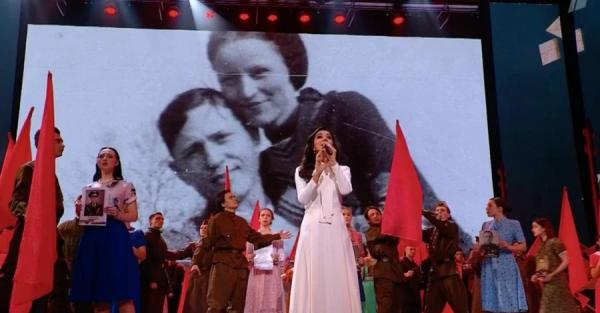 Российский телеканал показал в эфире снимки "ветеранов войны", среди них - фото Бонни и Клайда - Life