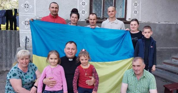 Священник из Тернопольской области: Село благодаря переселенцам выросло в два раза  - Life