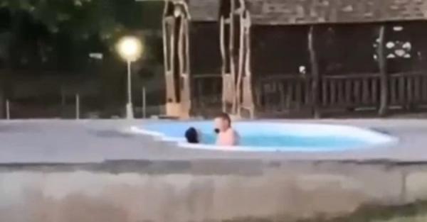 В Николаеве полицейских отстранили от службы за секс в бассейне - Life
