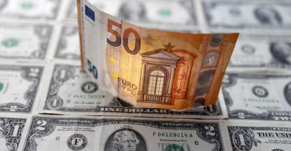Евро упал ниже доллара впервые с 2002 года - Экономика