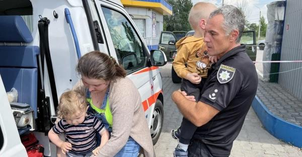 Полиция эвакуирует детей с Донбасса даже при согласии одного из родителей - Life