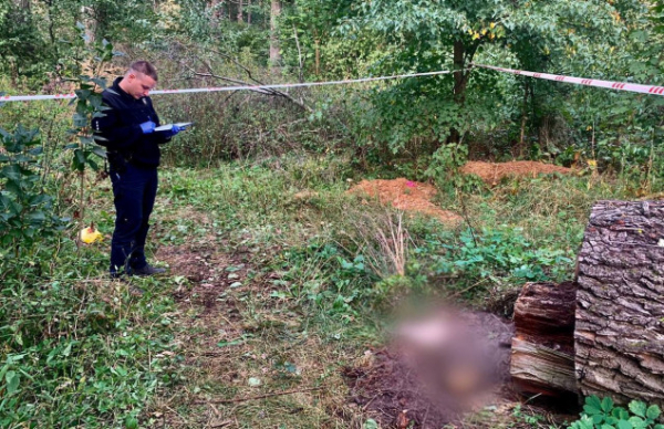 Біля Мощуна на Київщині виявили останки ще однієї вбитої рашистами людини