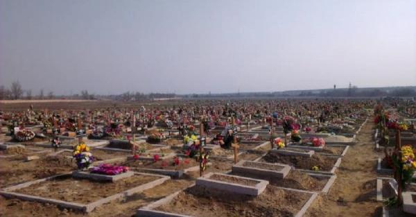В Харькове перезахоронят людей, которых в начале войны похоронили в мешках - Life