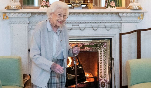 Жители Лондона – о королеве Елизавете: Ее любимая фраза была Жизнь продолжается  - Life
