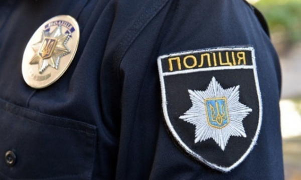 Посадовця главку поліції Києва підозрюють у незаконному стеженні та прослуховуванні