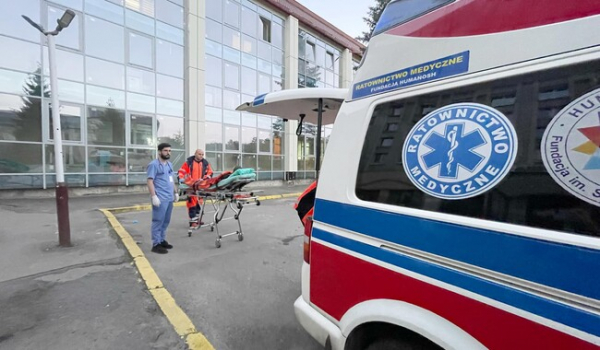 Медики спасли жизнь мальчику из Лимана, на которого из-за обстрелов обрушился потолок - Life