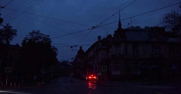 Отключения света в Киеве и области начнутся с 8 утра - Life