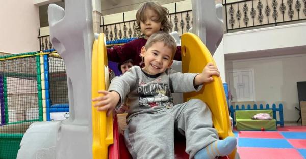 Воспитанников одесского детского дома эвакуировали в Турцию - Life
