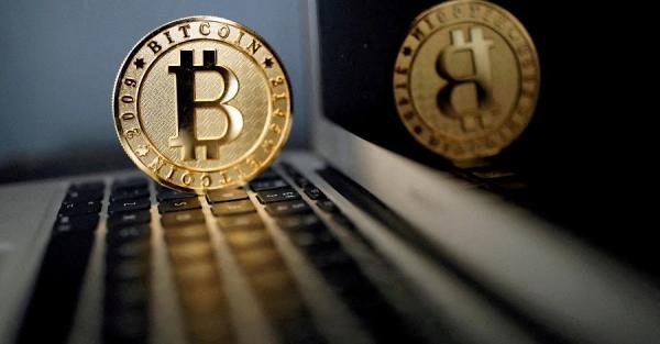 Bitcoin обвалился почти на 20 процентов: что дальше - Экономика