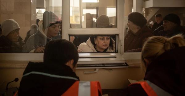 Укрзализныця: После российских обстрелов задерживаются 22 поезда - Life