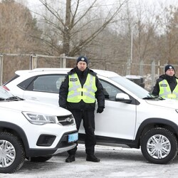 В Киев приехала американка Митке Пердью, которая продала свое кольцо, чтобы помочь украинцам - Life