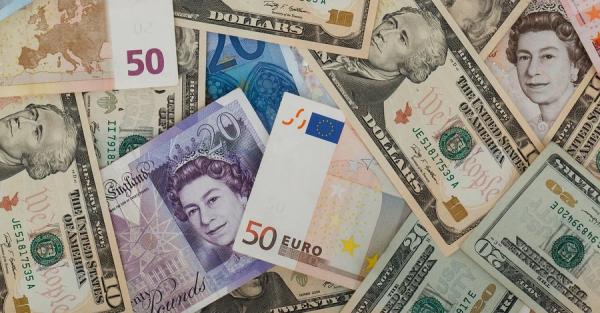 Что будет с долларом и евро в предпоследнюю неделю 2022 года - Экономика