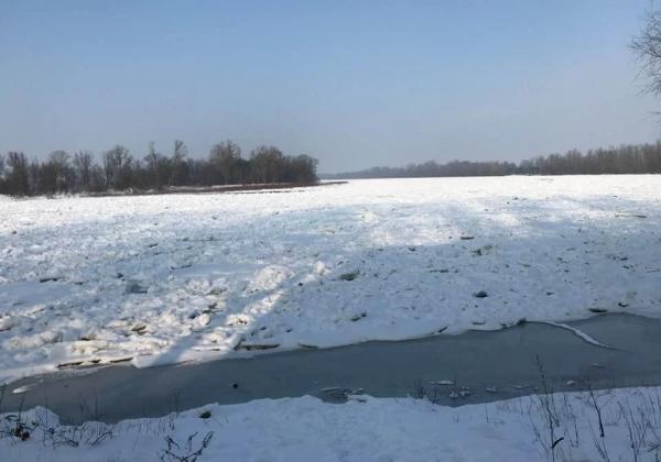 Киевлян предупредили о ночных взрывах - саперы подорвут лед на Десне - Life