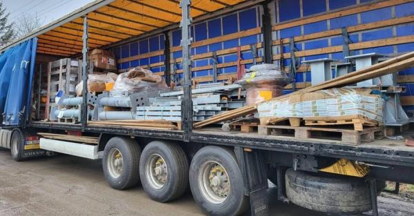 Нидерланды передали Украине 300 тонн оборудования для возобновления энергоснабжения  - Life