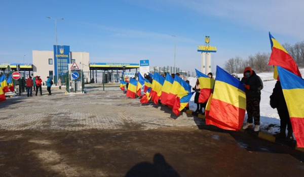 На границе с Румынией открыли новый автомобильный пункт пропуска - Life
