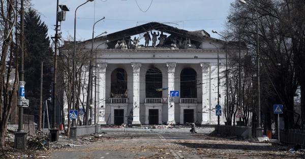 Год мариупольской трагедии: как живет коллектив уничтоженного русскими театра - Life