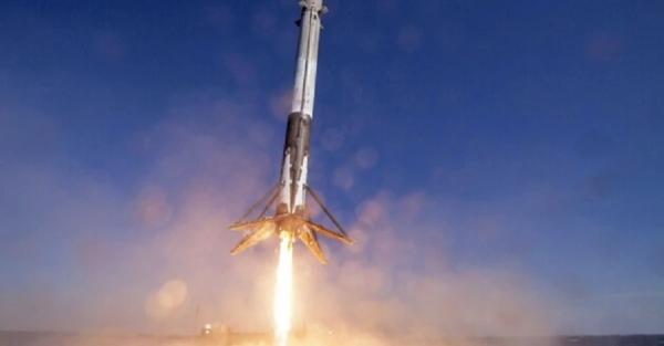 SpaceX запустила ракету с очередной партией спутников Starlink на борту - Life