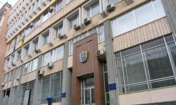 Правоохоронці підозрюють посадовців Шевченківської РДА у розтраті бюджетних коштів на ремонті укриттів