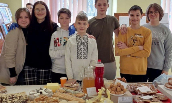 Бучанські школярі зібрали 15 тисяч гривень на дрон для ЗСУ