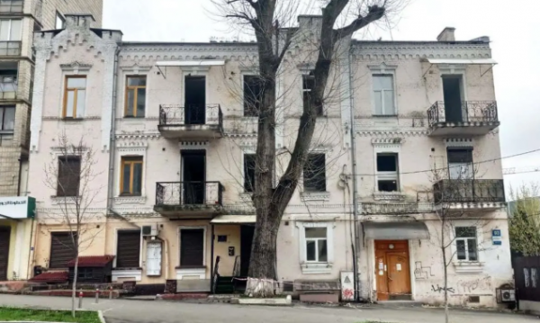 Департамент культурної спадщини КМДА заявив у поліцію у зв'язку з будівельними роботами на Володимирській, 93