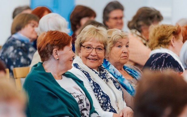 Жизнь на пенсии в Эстонии: балы, фитнесс и никакого эйджизма в трудоустройстве - Life