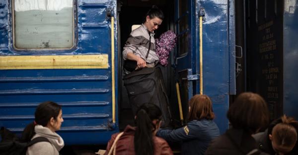 Более 100 тысяч украинцев, живущих за границей, незаконно получают выплаты как переселенцы - Life