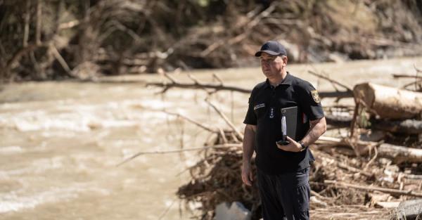 Украинские спасатели начали работы в Словении над ликвидацией последствий наводнения  - Life