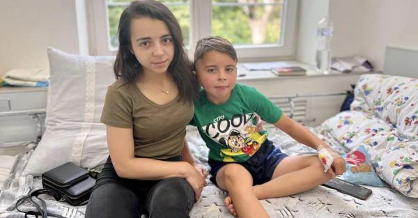 Львовские медики прооперировали мальчика, который три года не мог открыть рот - Life