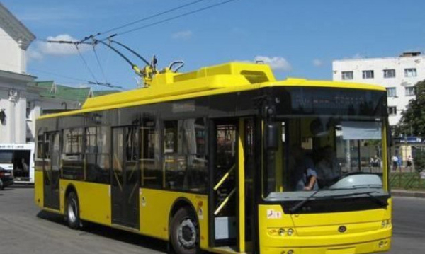 У п’ятницю, 6 жовтня деякі тролейбуси знов їздитимуть звичними маршрутами 24 і 36 - дорожники закінчили ремонт