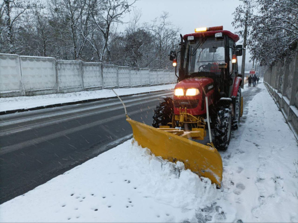 Інспектори благоустрою внесли близько 630 приписів щодо несвоєчасного прибирання снігу у столиці
