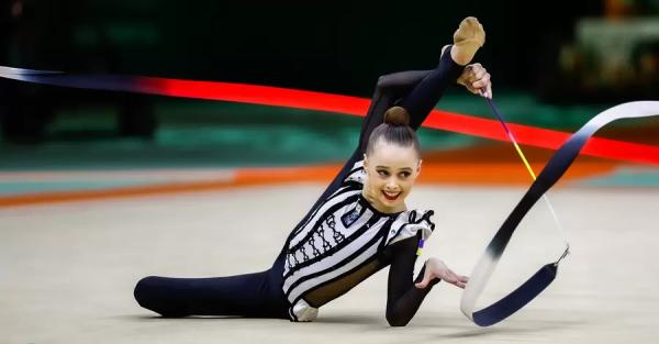 Украинские гимнастки Онофрийчук и Оноприенко взяли "серебро" и "бронзу" на этапе Гранпри  
