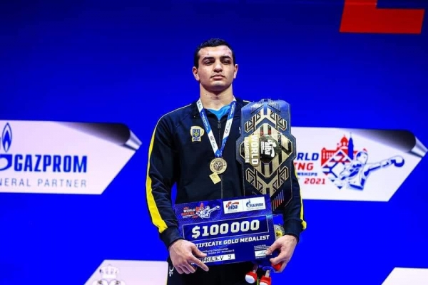 Самый молодой чемпион мира по боксу Юрий Захареев: Вундеркиндом себя не считаю - 