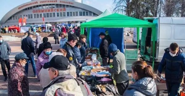 Жители Донецка: Подарки родственники заказывают из Киева, поездка в гости стоит безумных денег - 
